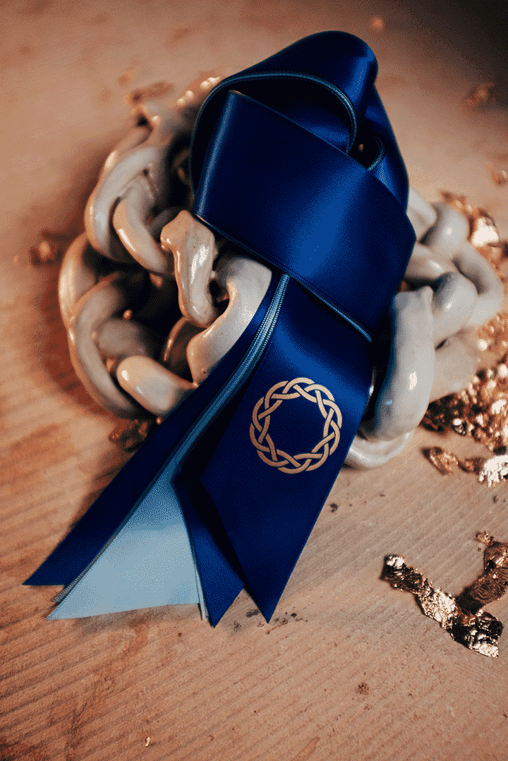 blue ribbon-closeup